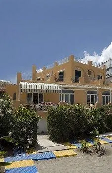 فندق Rivamare
