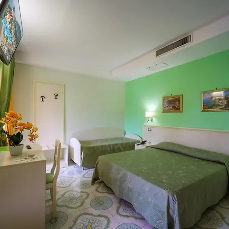 Rivamare Szálloda Ischia